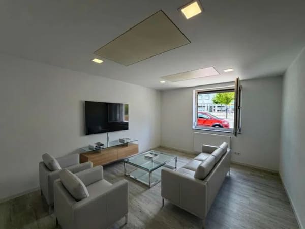 Immobilie in Neckarsulm - Modernisierte 1-Zimmer Wohnung in zentraler Lage von Neckarsulm-Amorbach - Bild 2