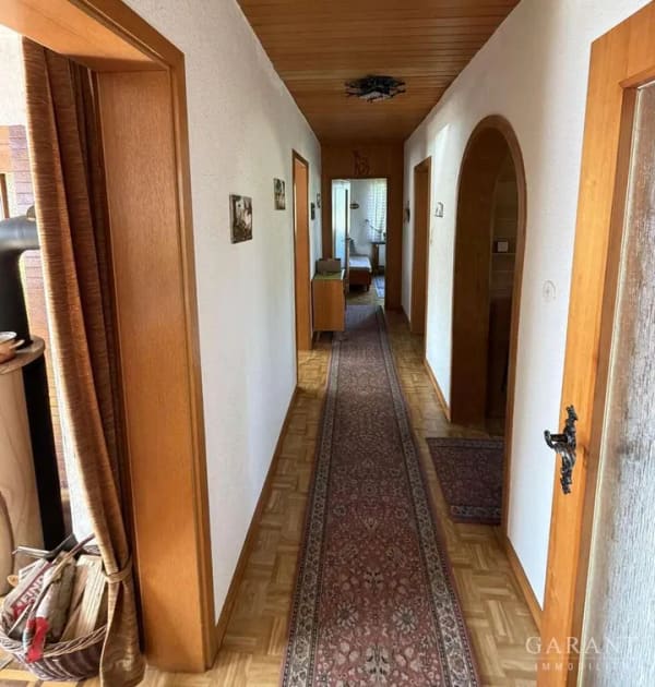 Immobilie in Althütte - Einfamilienhaus mit großem Garten und viel Potenzial in Althütte-Sechselberg - Bild 1