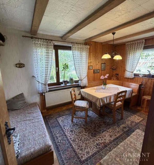 Immobilie in Althütte - Einfamilienhaus mit großem Garten und viel Potenzial in Althütte-Sechselberg - Bild 3