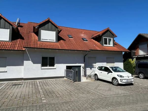 Immobilie in Obernburg am Main - Süße 2-Zi.-Eigentumswohnung mit Balkon und Blick ins Grüne! - Bild 0