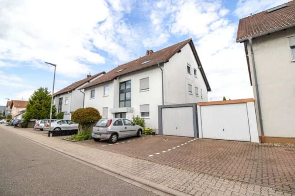 Immobilie in Lingenfeld - 2 ZKB Etagenwohnung in Lingenfeld - Eigennutzer & Kapitalanleger aufgepasst… ! - Bild 1