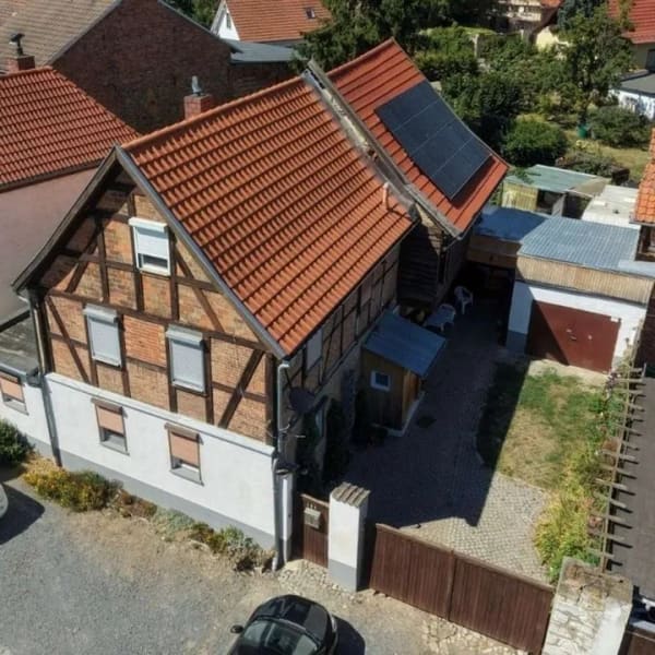 Immobilie in Ballenstedt - Charmantes Fachwerkhaus mit traumhaften Grundstück - Bild 0