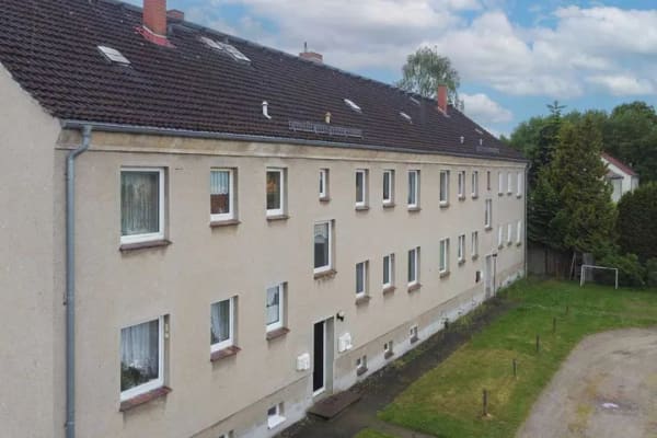 Immobilie in Süderholz - 2 Eigentumswohnungen in ruhiger Lage: Renovierungsobjekte mit Potenzial - Bild 0