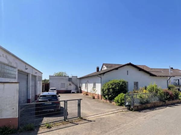 Immobilie in Brensbach - Vielseitiges Immobilien-Ensemble mit MFH, Bungalow und XXL-Halle in Brensbach! - Bild 1