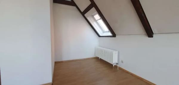 Immobilie in Asperg - Die besondere 2,5 Zimmer Dachgeschosswohnung - Bild 3