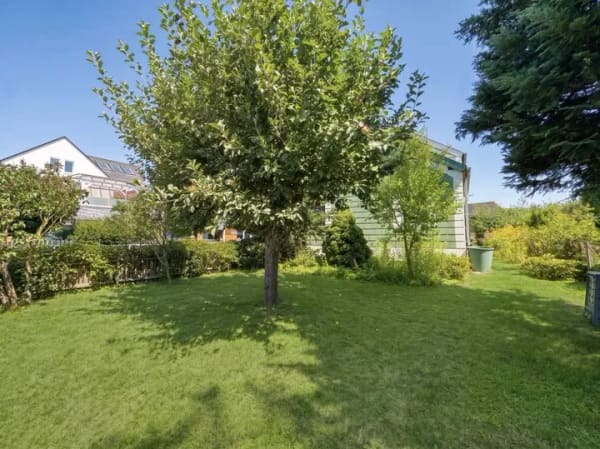 Immobilie in Oederan - Großzügiges Ein- bis Zweifamilienhaus mit idyllischem Garten in Oederan - Bild 2