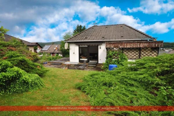 Immobilie in Schlüchtern - Ruhige Randlage trifft enormes Potenzial - Einfamilienhaus mit großem Sonnengarten und Aussicht - Bild 1