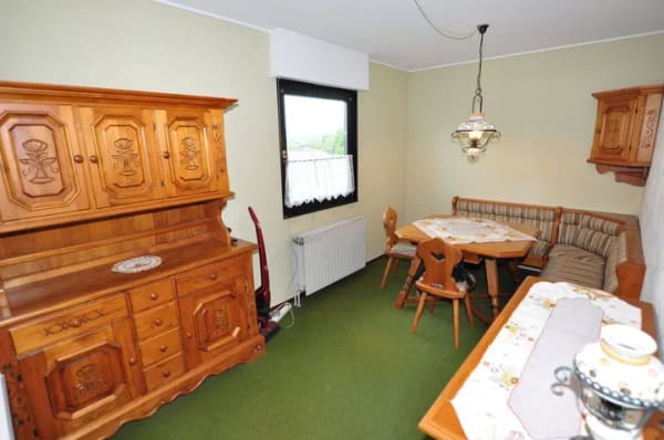 Immobilie in Schlüchtern - Ruhige Randlage trifft enormes Potenzial - Einfamilienhaus mit großem Sonnengarten und Aussicht - Bild 3