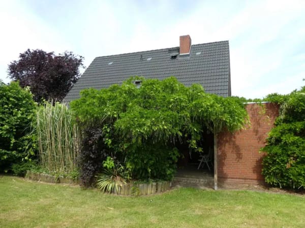 Immobilie in Herzhorn - ++ SELTENE GELEGENHEIT - Einfamilienhaus mit viel Potential, Terrasse und schönem, großen Garten und Garage, in ruhiger Lage ++ - Bild 2