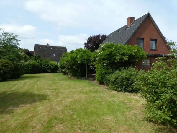 Immobilie in Herzhorn - ++ SELTENE GELEGENHEIT - Einfamilienhaus mit viel Potential, Terrasse und schönem, großen Garten und Garage, in ruhiger Lage ++ - Bild 3