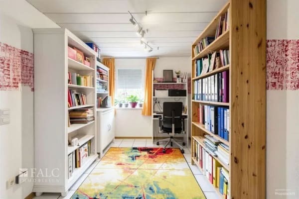 Immobilie in Kenzingen - Charmante Maisonettewohnung mit Terrasse und Gartenblick – laufend modernisiert - Bild 4