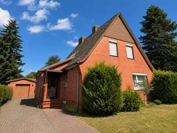 Immobilie in Armstorf - Großzügiges Einfamilienhaus mit großem Grundstück in Lamstedt - Bild 0