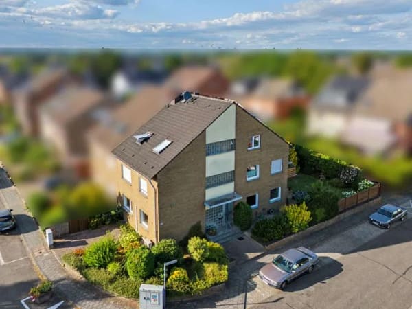 Immobilie in Dormagen - Doppelhaushälfte in Zons als Kapitalanlage und zur Eigennutzung - Bild 0