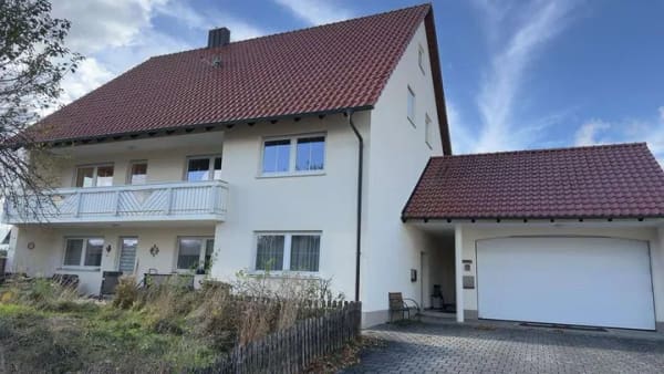 Immobilie in Wertingen - "Ländliche Idylle trifft Wohnqualität - vielseitiges Mehrfamilienhaus mit Potential" - Bild 0