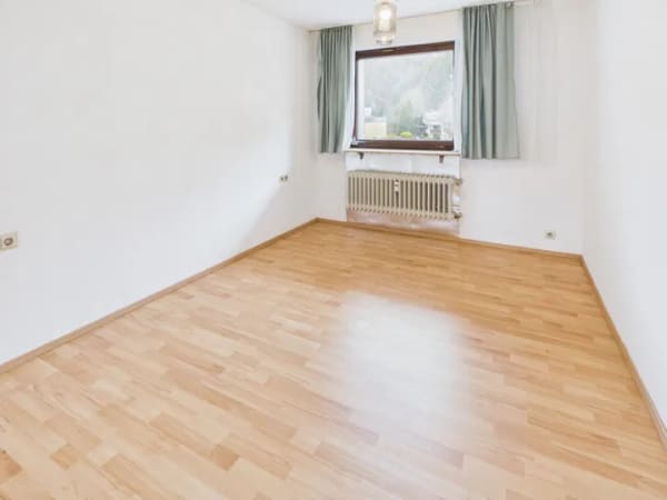 Immobilie in Alpirsbach - (Ferien-) Wohnung mit Wohlfühlfaktor in Alpirsbach im Schwarzwald - Bild 2