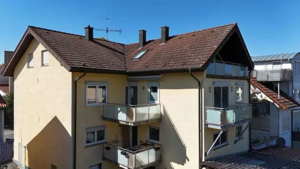Immobilie in Kirchardt - Dreifamilienhaus mit Aufzug – Eigennutzung und Kapitalanlage vereint - Bild 1