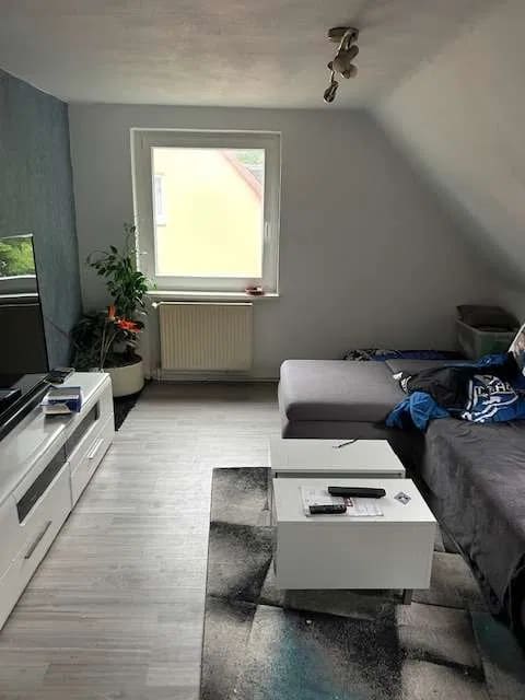 Immobilie in Braunschweig - Preisgünstige Eigentumswohnung mit ausgebautem Spitzboden in BS- Lindenbergsiedlung - Bild 0