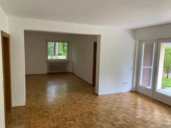 Immobilie in Steinhagen - Zweifamilienhaus mit Einliegerwohnung in Waldlage  - Bild 2