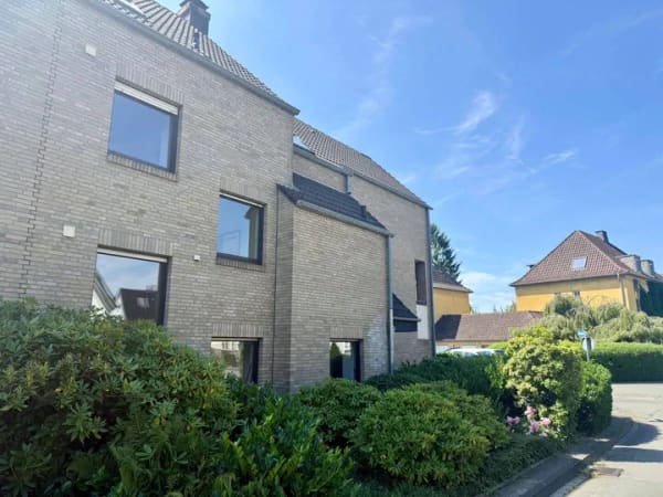 Immobilie in Lippstadt - Besondere Eigentumsohnung über vier Ebenen im beliebten Lippstädter Norden - Bild 4