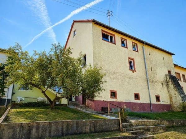 Immobilie in Dudeldorf - Nahe Bitburg: Charakterhaus mit Garage, Gewölbekellern, Sonnenterrasse & weiteres Nutzungspotenzial - Bild 4