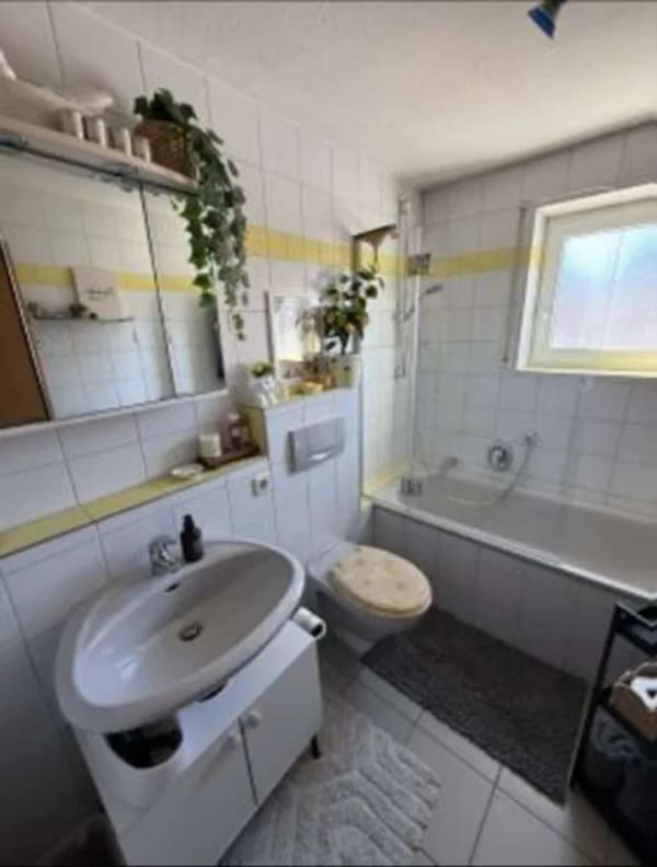 Immobilie in Westerstetten - Gepflegte 2-Zimmer-Maisonette-Wohnung inkl. Carport in Westerstetten - Bild 2