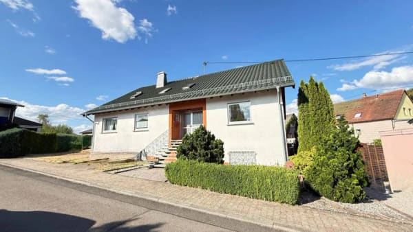 Immobilie in Nohfelden - Mehrfamilienhaus mit 4 Wohneinheiten in dirketer Nähe zum Bostalsee (ID2011345) - Bild 0