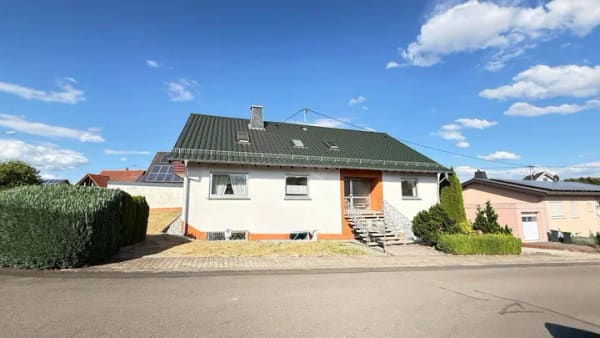 Immobilie in Nohfelden - Mehrfamilienhaus mit 4 Wohneinheiten in dirketer Nähe zum Bostalsee (ID2011345) - Bild 1