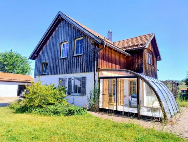 Immobilie in Marktoberdorf - Ortsteil von  MARKTOBERDORF -  Glück kann man kaufen - Großes Einfamilienhaus in großem Garten - Bild 3