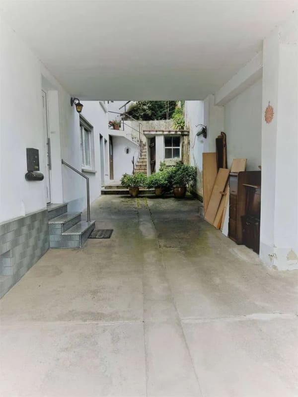 Immobilie in Thalmässing - *** NEUER PREIS *** Renovierungs- bzw. teilweise Sanierungsbedürftiges Einfamilienhaus in Stauf mit kleinem Garten *** - Bild 1