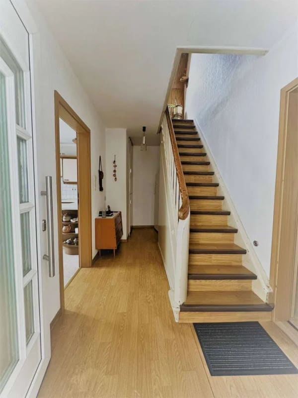Immobilie in Thalmässing - *** NEUER PREIS *** Renovierungs- bzw. teilweise Sanierungsbedürftiges Einfamilienhaus in Stauf mit kleinem Garten *** - Bild 2