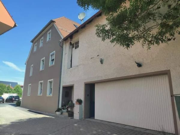 Immobilie in Parsberg - Attraktives 2-FH im Herzen der Stadt Parsberg - Bild 2