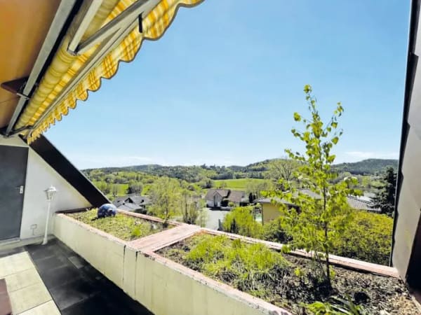 Immobilie in Dahn - ÜBER DEN DÄCHERN VON DAHN MIT BURGBLICK - Bild 3