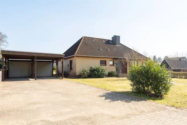Immobilie in Reinstorf - Vermietetes Einfamilienhaus im Grünen in der Nähe von Lüneburg - Bild 0