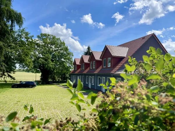 Immobilie in Gustow - Leben auf Rügen // Herrliches Idyll perfekt für Familien // Wassernähe // Parkplatz & Garten - Bild 4