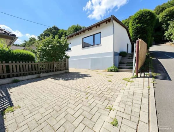 Immobilie in Laurenburg - Barrierearmer, heller gepflegter Bungalow mit Charme in Laurenburg - Bild 0
