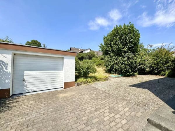 Immobilie in Hirschhorn/Pfalz - Hirschhorn: Freistehendes Einfamilienhaus mit Garage - Bild 2