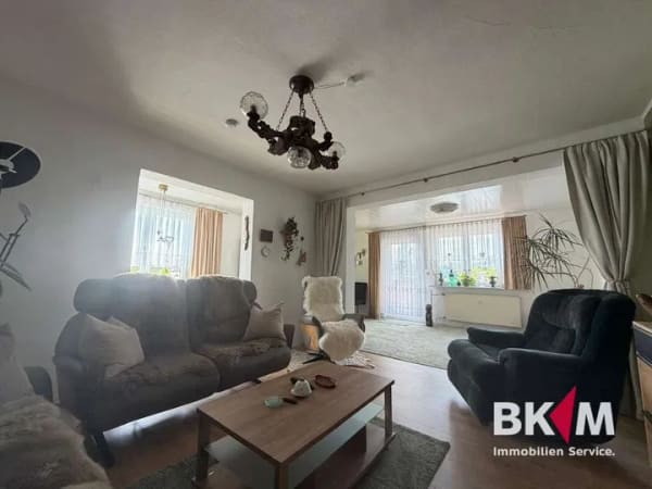 Immobilie in Wutha-Farnroda - Über den Dächern von Wutha-Farnroda 
Wohnhaus mit Weitblick - Bild 4