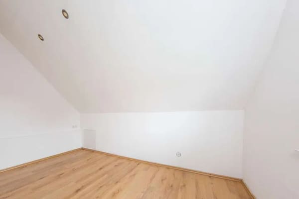 Immobilie in Nossentiner Hütte - Charmante Dachgeschosswohnung mit Wohlfühlatmosphäre in naturnaher Lage - Bild 4