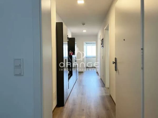 Immobilie in Berching - ***Wie neu - 3 Zimmer Topwohnung im Herzen von Berching*** - Bild 2