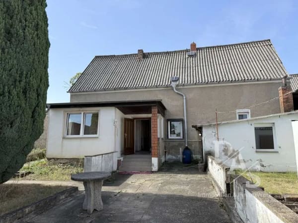 Immobilie in Borne - Handwerker gesucht! Sanierungsbedürftiges Einfamilienhaus mit großem Grundstück und Nebengebäuden - Bild 0