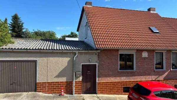 Immobilie in Schwanebeck - Großes Grundstück mit Potenzial - Bild 0