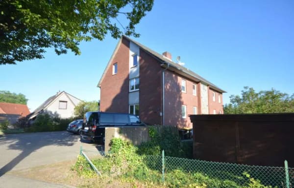 Immobilie in Buchholz in der Nordheide - Kapitalanlage mit Potenzial! Mehrfamilienhaus mit Ausbaureserve in Buchholz/Sprötze - Bild 2