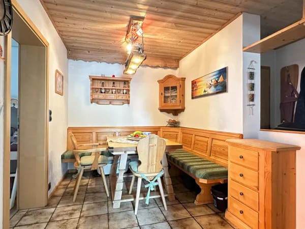 Immobilie in Großkarolinenfeld - Wohnen mit Garten: 3-Zimmer-Wohnung mit Wintergarten und Garage - Bild 4