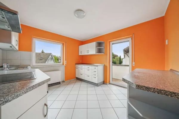 Immobilie in Immenstaad am Bodensee - Ferienort Immenstaad -
Sonnige 3,5 Zimmer-Wohnung in seenaher Lage - Bild 1