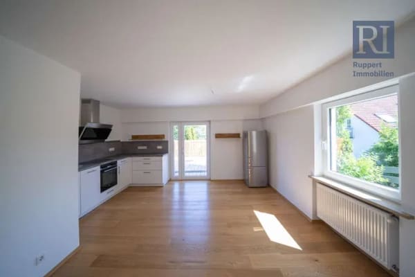 Immobilie in Güntersleben - Sanierte Eigentumswohnung mit Terrasse und Garten - Bild 2