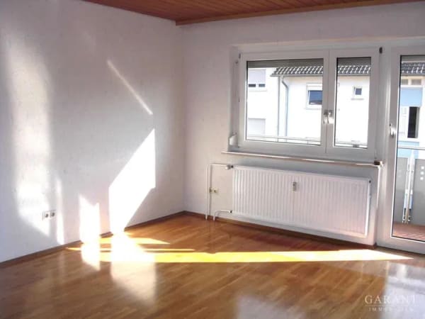 Immobilie in Heubach - Grundbuch ist besser als Sparbuch! Helle 3 Zimmer-Wohnung mit Balkon! - Bild 3