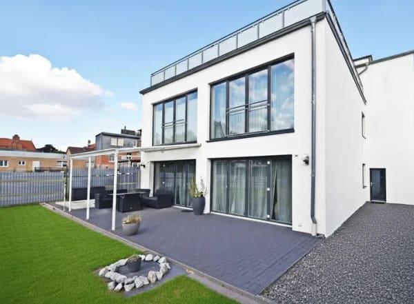 Immobilie in Hülsede - Unternehmer-Villa mit Sky Lounge, Wellnessbereich und vielseitigem Nutzungskonzept - Bild 1