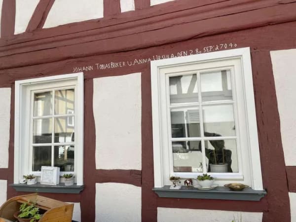 Immobilie in Ortenberg - Fachwerktraum mit Hofgarten und Nebengebäude in Ortenberg - Bild 4