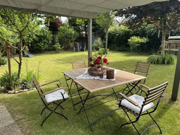 Immobilie in Schwartbuck - Ansprechendes Einfamilienhaus mit Einliegerwohnung und idyllischem Garten  in ruhiger Lage - Bild 1