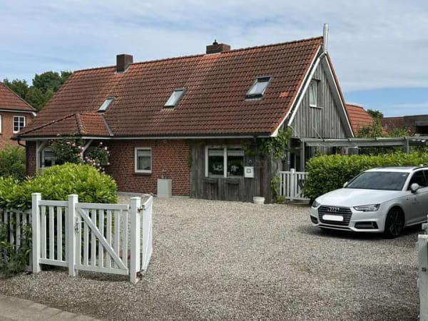 Immobilie in Schwartbuck - Ansprechendes Einfamilienhaus mit Einliegerwohnung und idyllischem Garten  in ruhiger Lage - Bild 2